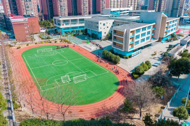 图片来源于荆门市教育局截图名泉小学先后被授予荆门市"教育科研单位"